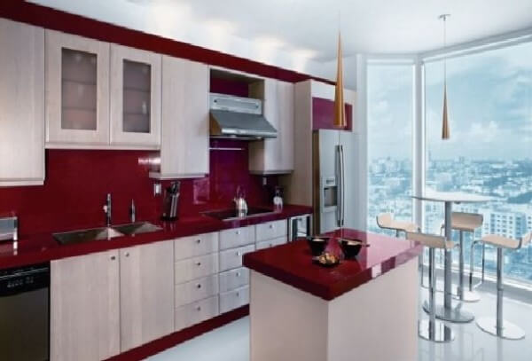 red white kitchen furniture in bright colors small modern apartment design in Miami 600x407 The Psychology of Color for Interior Design