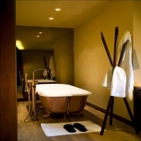 ROOM3-20100707-075310-989 ROOM3 20100707 075310 989 Chic Porto Hotel Showing Original Design