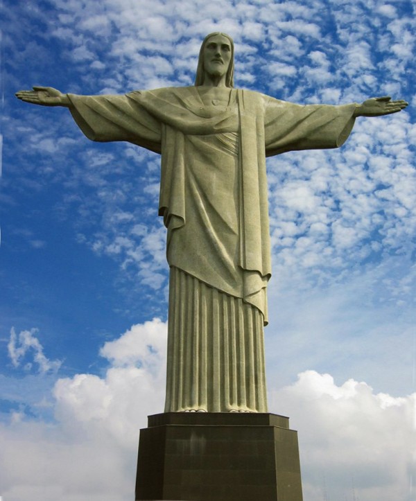 Cristo Redentor   Rio 600x723 100 Most Famous Landmarks Around the World