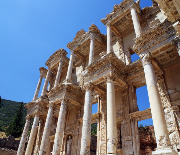 Ephesus by Bamboo 641 600x519 100 Most Famous Landmarks Around the World