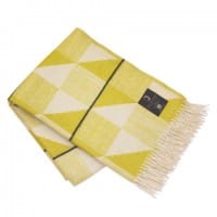 gullfuglen_pledd_mfrynser_gronn_oo2_large gullfuglen pledd mfrynser gronn oo2 large Scandinavian Design With Unique Graphic Patterns