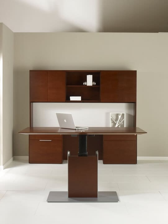 versatile-collection-of-office-furniture