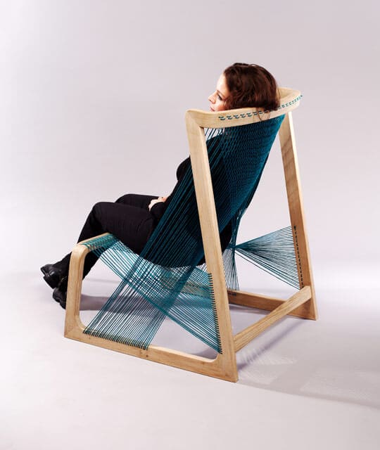 lounge-chair-made-of-sustainable-materials