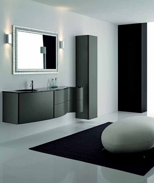 Elegant-Black-Bathroom