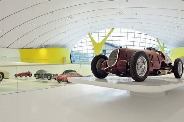 Enzo-Ferrari-Museum-cars1