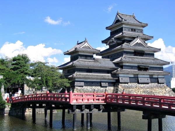 Matsumoto-Castle-japan