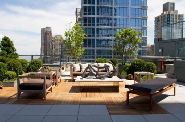 modern-deck-on-rooftop