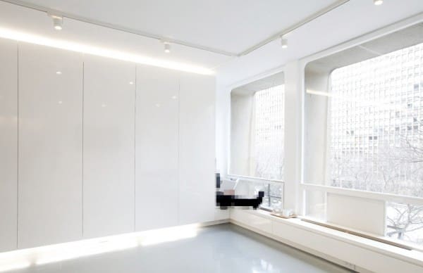 large-windows-white-apartment