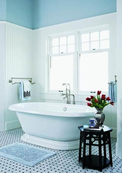 white-bathroom-with-vintage-decor-elements