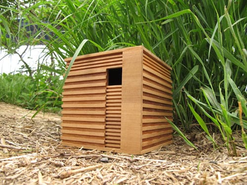 Modern-wooden-birdhouse