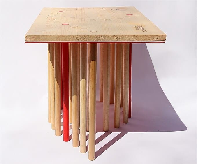 Wooden-table-by-Archinteriors