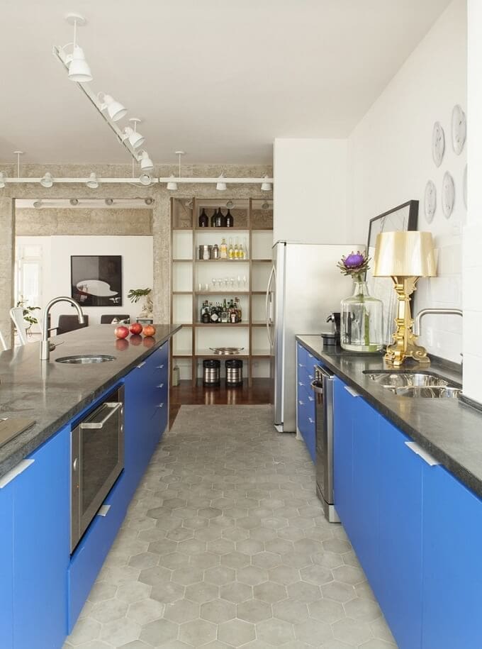 Modern-blue-kitchen-cabinets