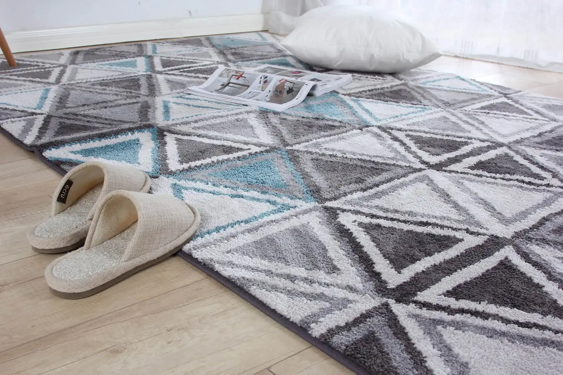 The Best Styles Of Winter Rugs