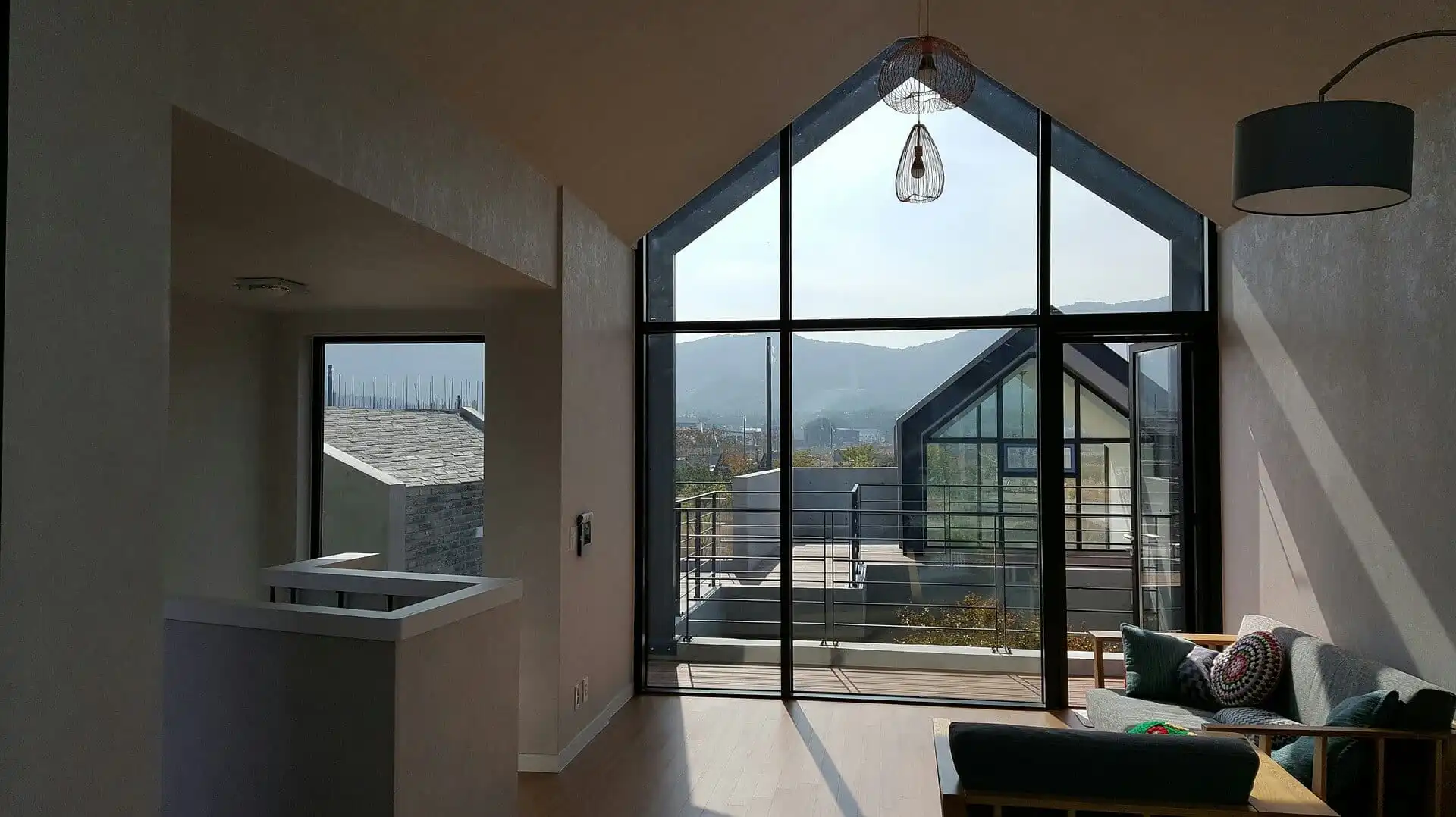 Living Room Set vs Individual Pieces: Which Is Better?