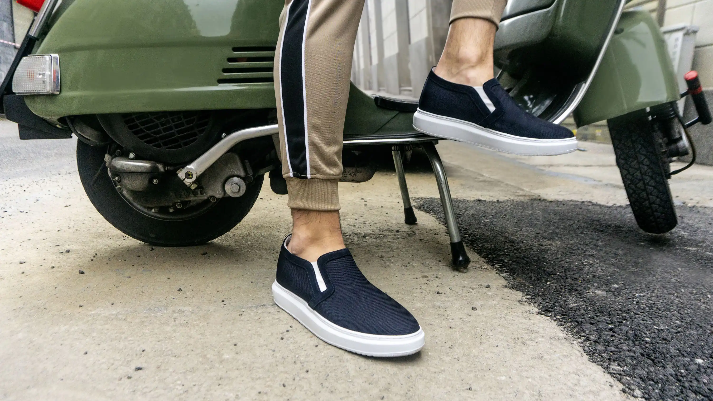 Reasons why you should wear elevator shoes for men