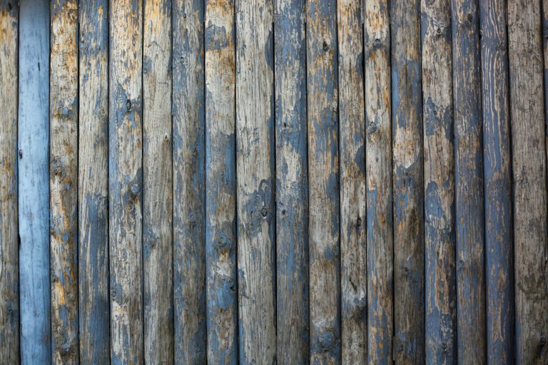 Why Feather Edge Boards Are a Reliable Choice for Strong, Stylish Fencing