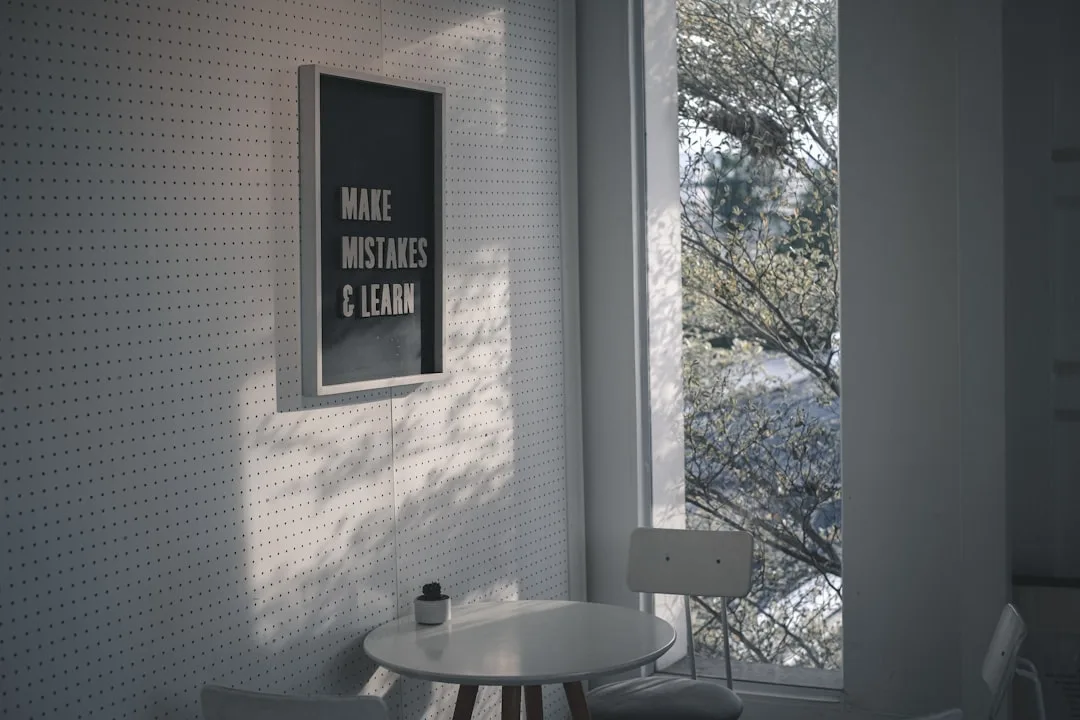 Soft diffused north-facing room light casting gent